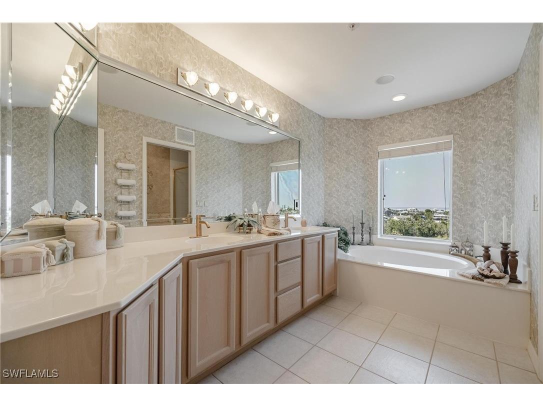4191 Bay Beach Lane #253 Fort Myers Beach FL 33931 224087372 image17