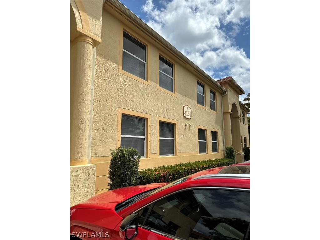 4191 Bellasol Circle #512 Fort Myers FL 33916 224050982 image1