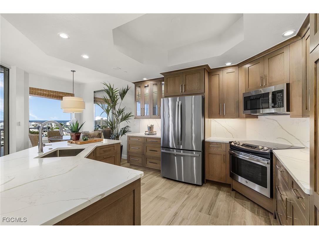 4192 Bay Beach Lane #873 Fort Myers Beach FL 33931 2025006848 image1