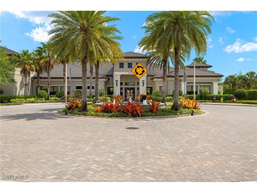 4194 Amelia Way Naples FL 34119 226000722 image42