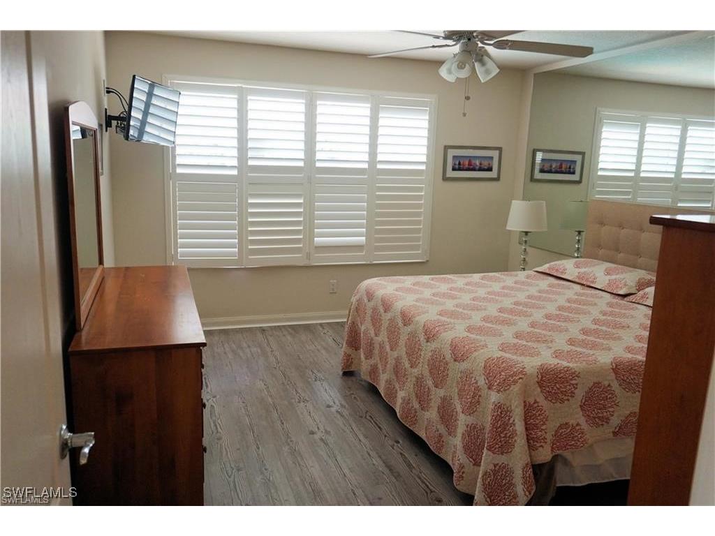 4194 Saint George Lane Naples FL 34119 226003105 image10