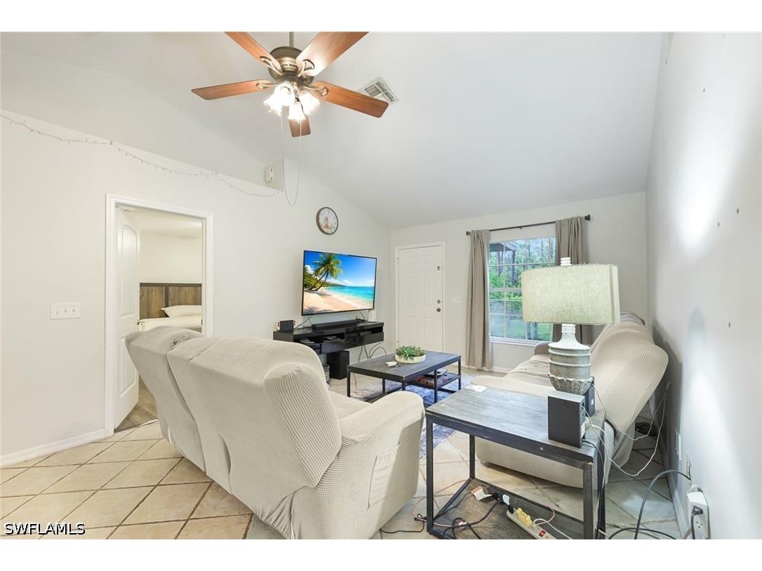 4195 2nd Avenue NE Naples FL 34120 226017465 image3
