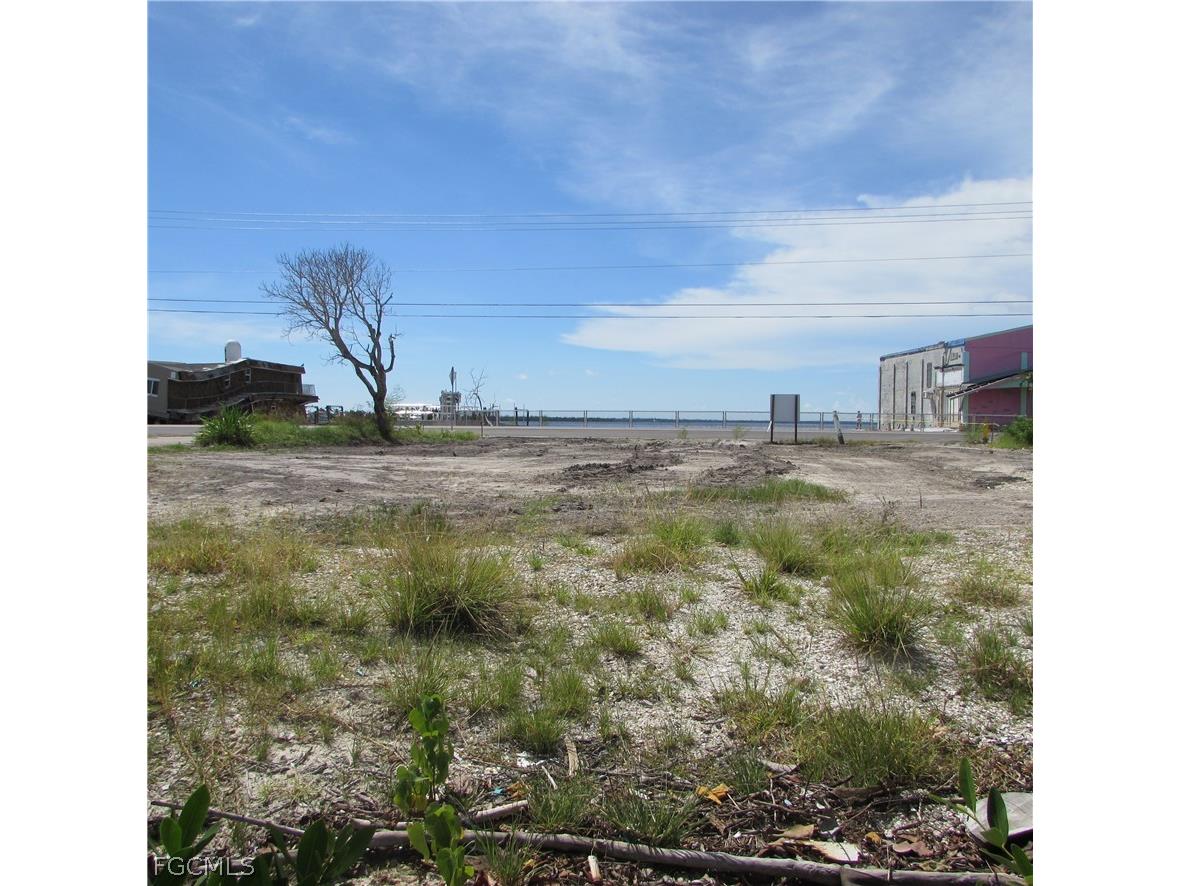 4195 Pine Island Road NW Matlacha FL 33993 2026012930 image10