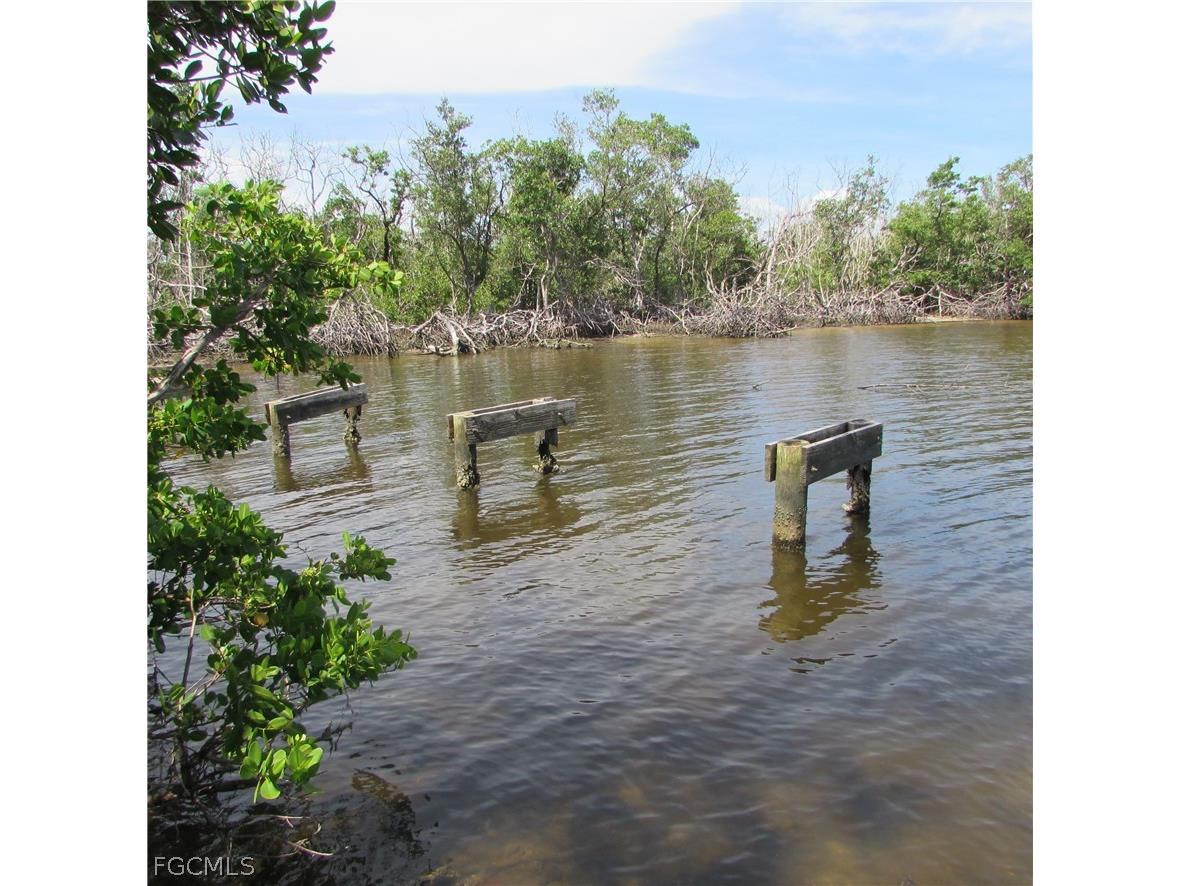 4195 Pine Island Road NW Matlacha FL 33993 2026012930 image16