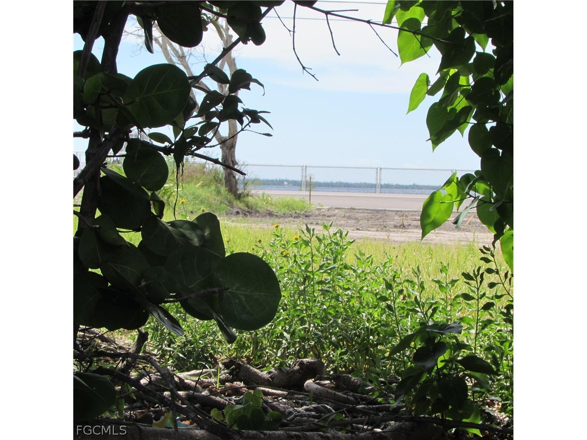 4195 Pine Island Road NW Matlacha FL 33993 2026012930 image18