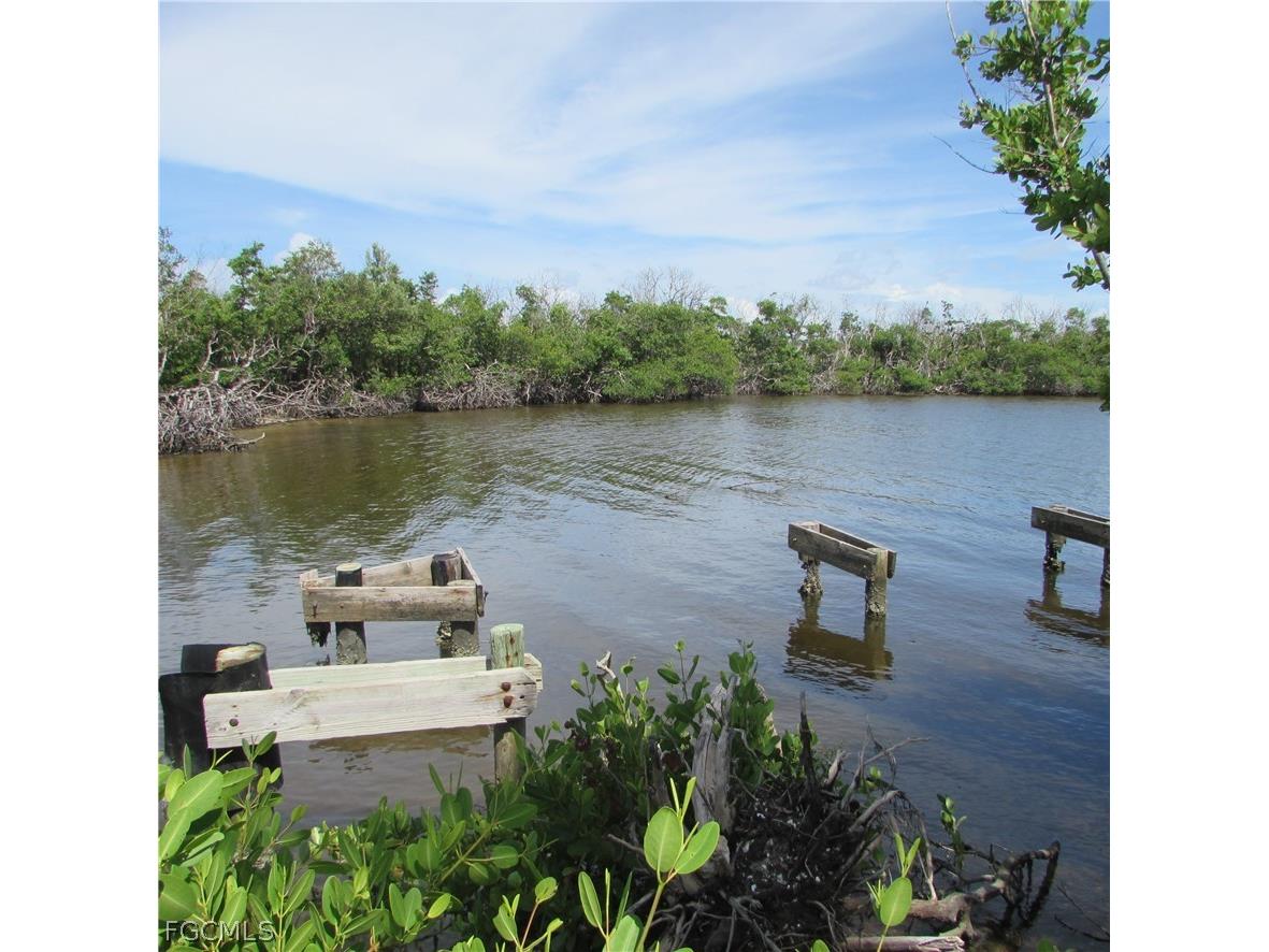 4195 Pine Island Road NW Matlacha FL 33993 2026012930 image6