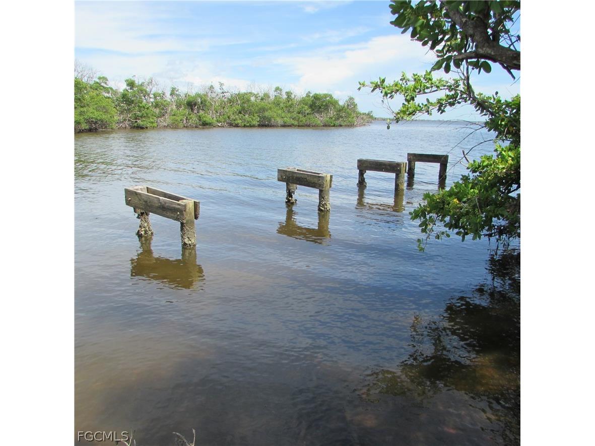 4195 Pine Island Road NW Matlacha FL 33993 2026012930 image7