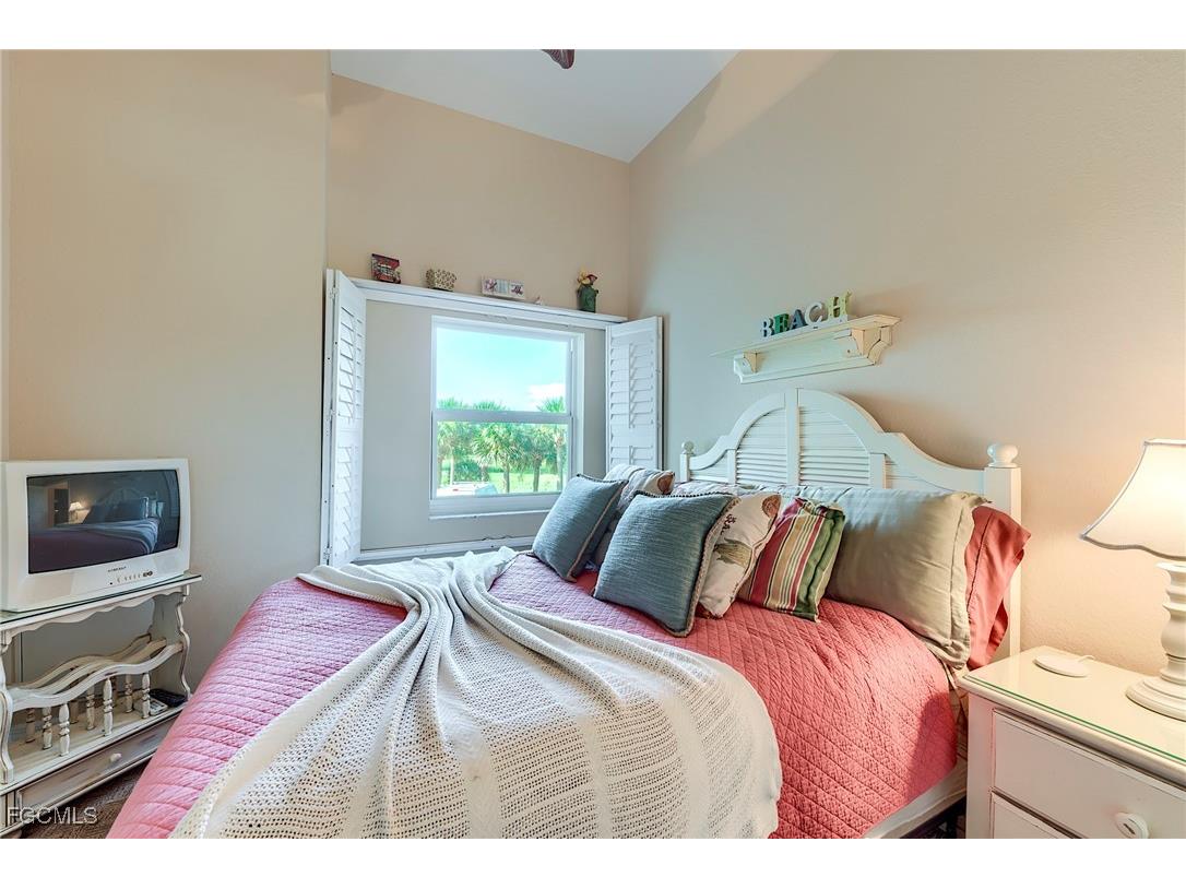 4198 Bay Beach Lane #113 Fort Myers Beach FL 33931 2025005865 image22