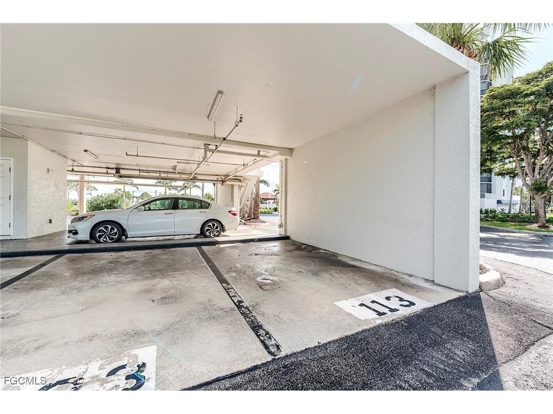 4198 Bay Beach Lane #113 Fort Myers Beach FL 33931 2025005865 image34