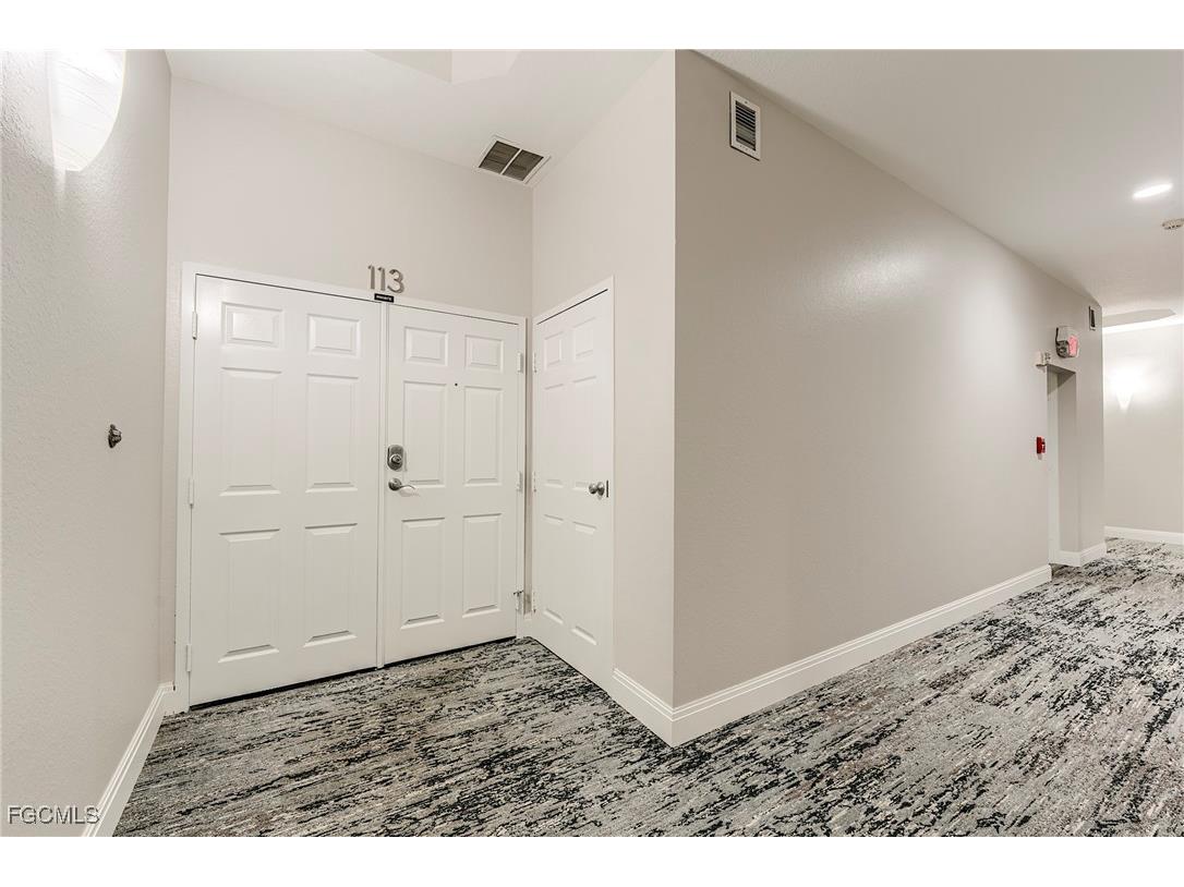 4198 Bay Beach Lane #113 Fort Myers Beach FL 33931 2025005865 image6