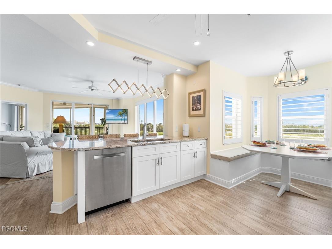 4198 Bay Beach Lane #126 Fort Myers Beach FL 33931 2025012463 image18