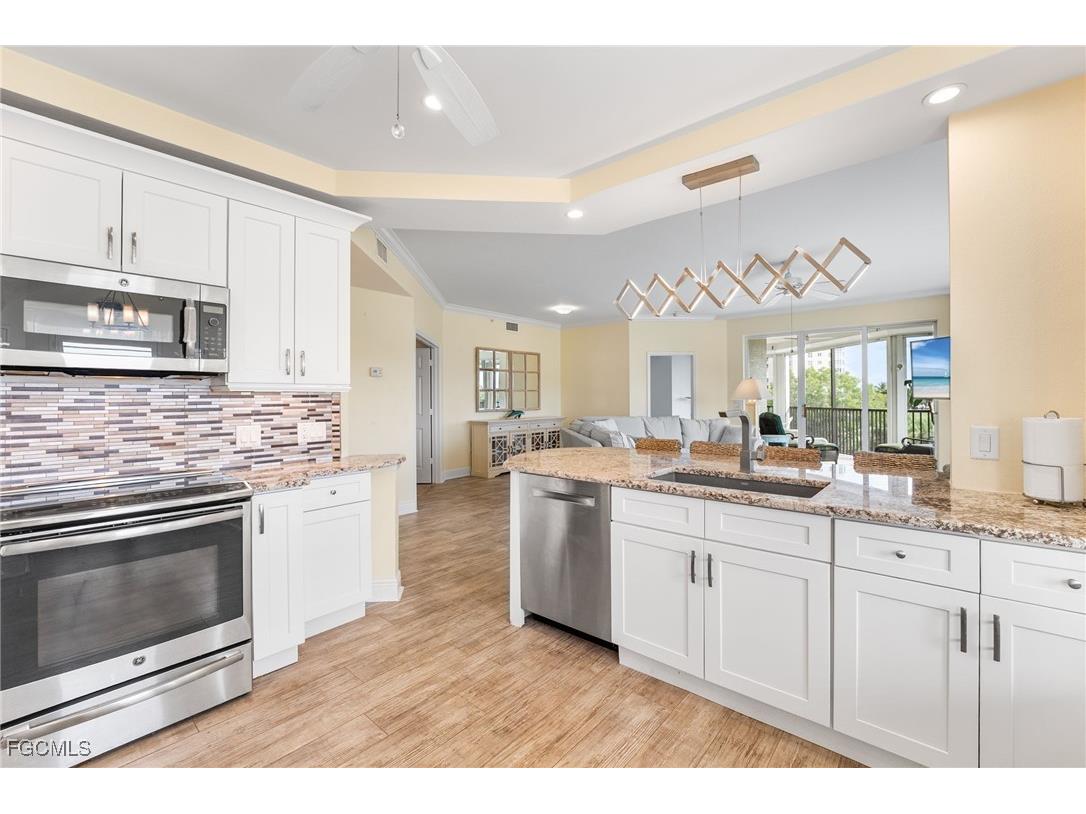 4198 Bay Beach Lane #126 Fort Myers Beach FL 33931 2025012463 image19