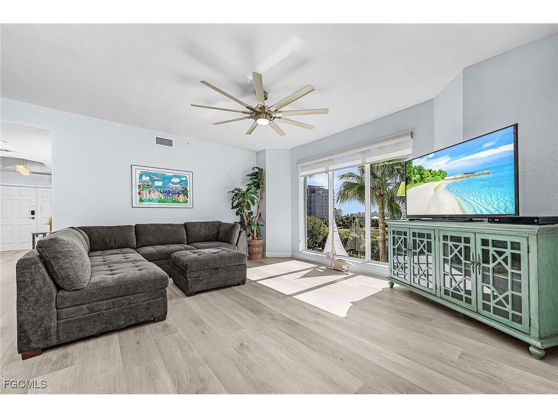 4198 Bay Beach Lane #133 Fort Myers Beach FL 33931 2025017001 image4