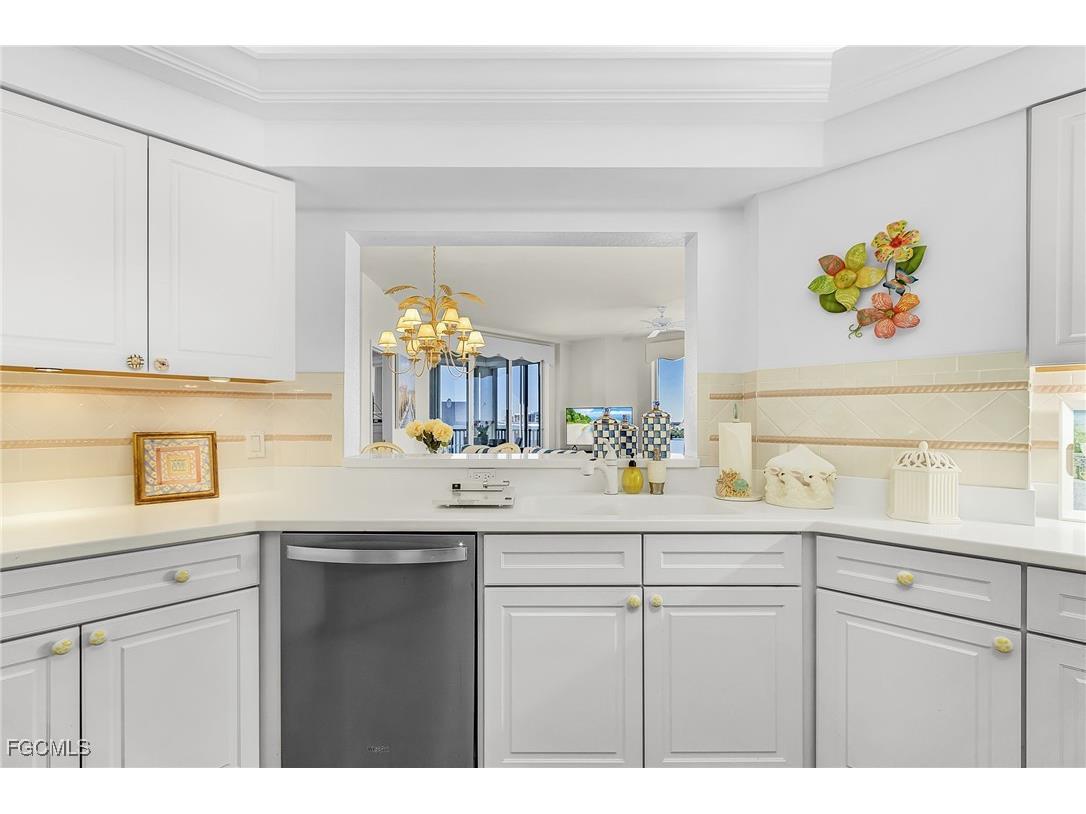 4198 Bay Beach Lane #174 Fort Myers Beach FL 33931 2026004158 image4