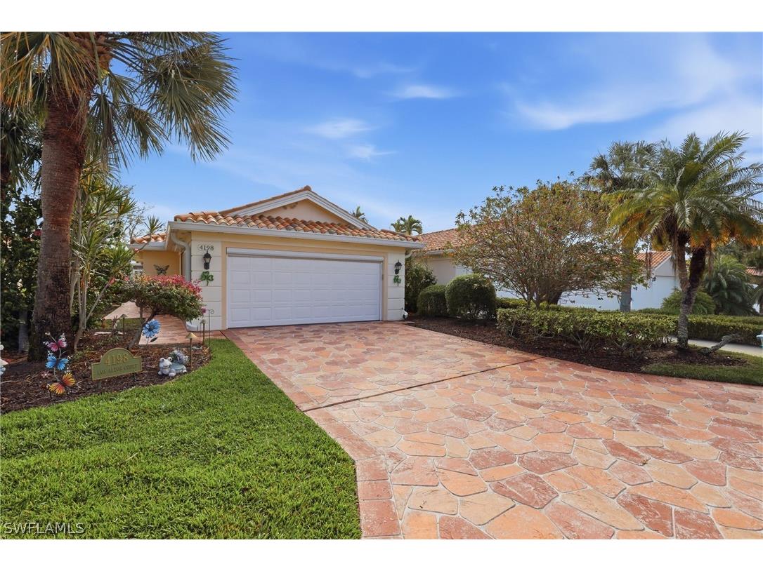 4198 Los Altos Court Naples FL 34109 226008970 image1