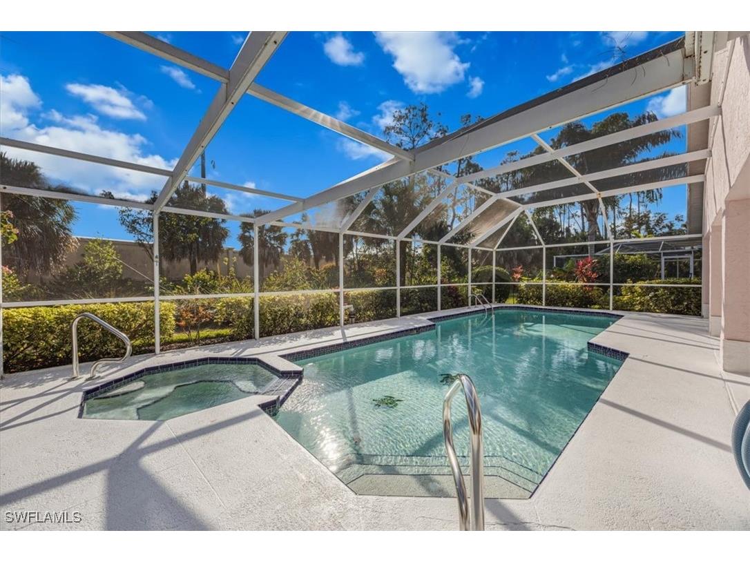 4198 Royal Wood Boulevard Naples FL 34112 226001408 image1
