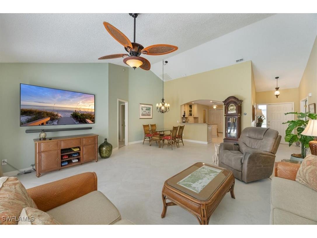 4198 Royal Wood Boulevard Naples FL 34112 226001408 image10