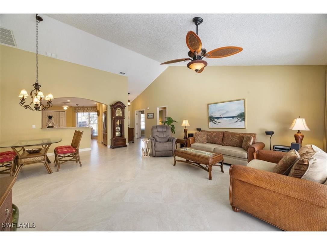 4198 Royal Wood Boulevard Naples FL 34112 226001408 image8