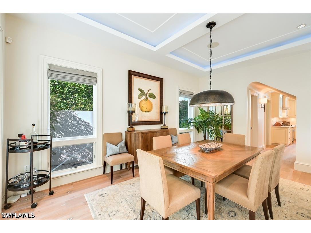 42 6th Street S Naples FL 34102 226019846 image11