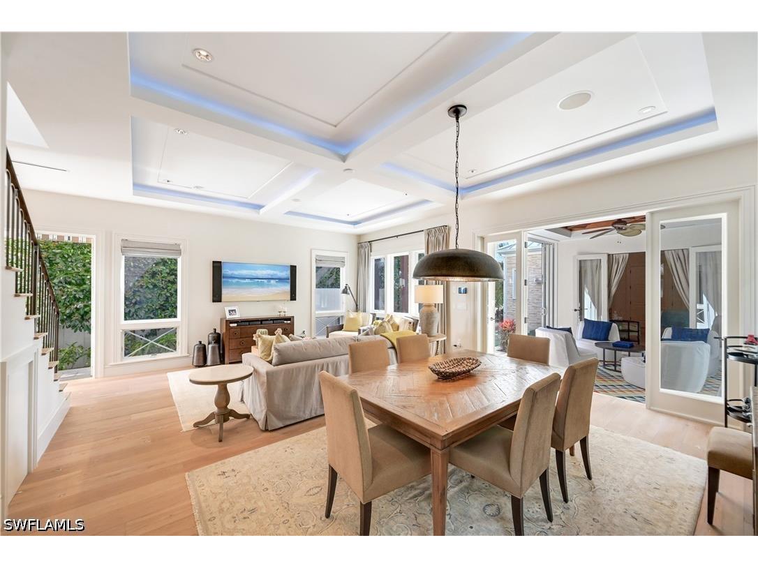 42 6th Street S Naples FL 34102 226019846 image6