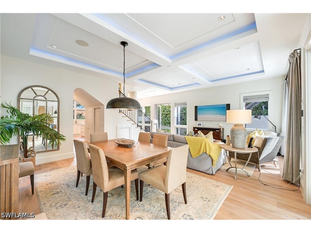 42 6th Street S Naples FL 34102 226019846 image8