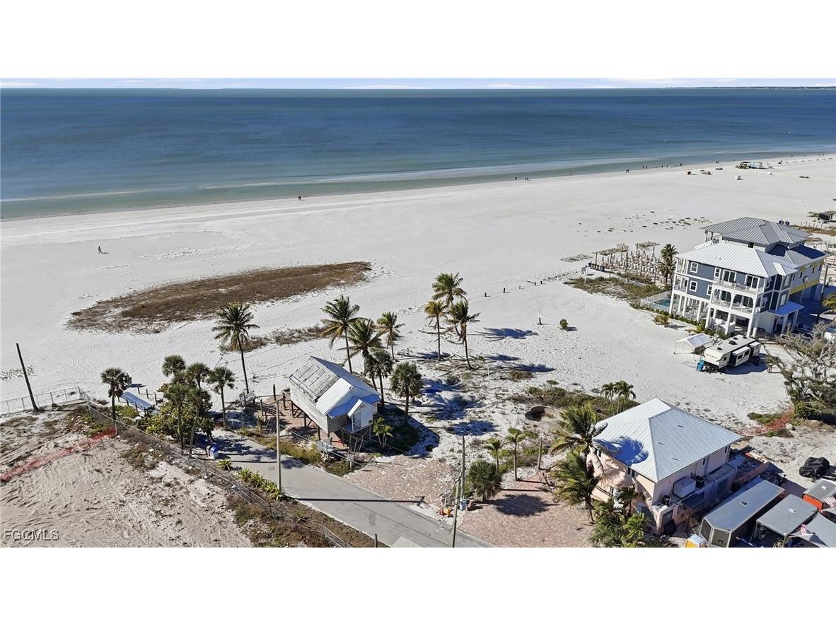 42 Avenue E Fort Myers Beach FL 33931 2026002687 image5
