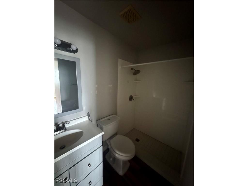 42 Temple Court Lehigh Acres FL 33936 2025020634 image9