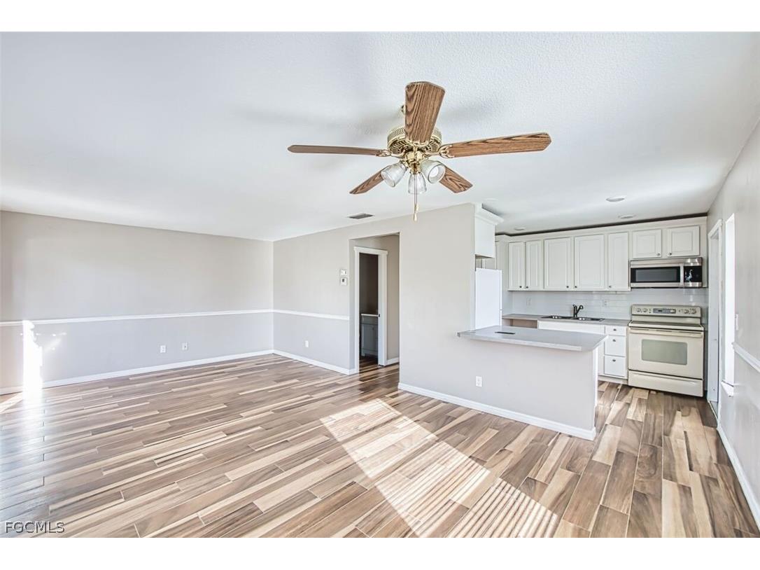 42 Temple Court Lehigh Acres FL 33936 2026011341 image4