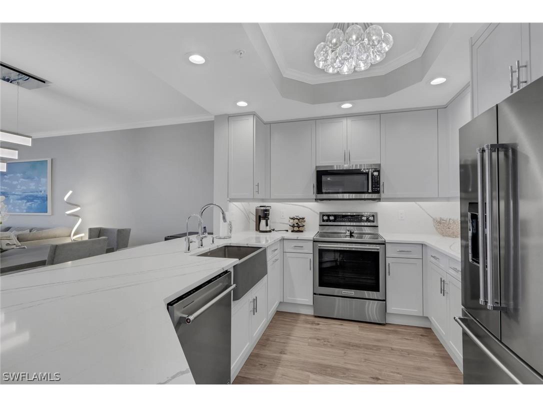 420 Cove Tower Drive #802 Naples FL 34110 226011326 image12