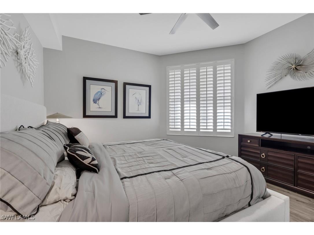 420 Cove Tower Drive #802 Naples FL 34110 226011326 image16