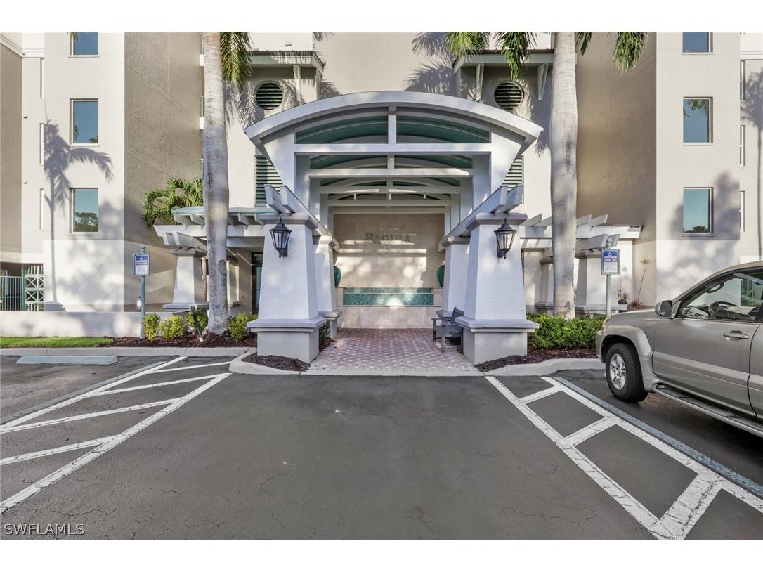 420 Cove Tower Drive #802 Naples FL 34110 226011326 image23
