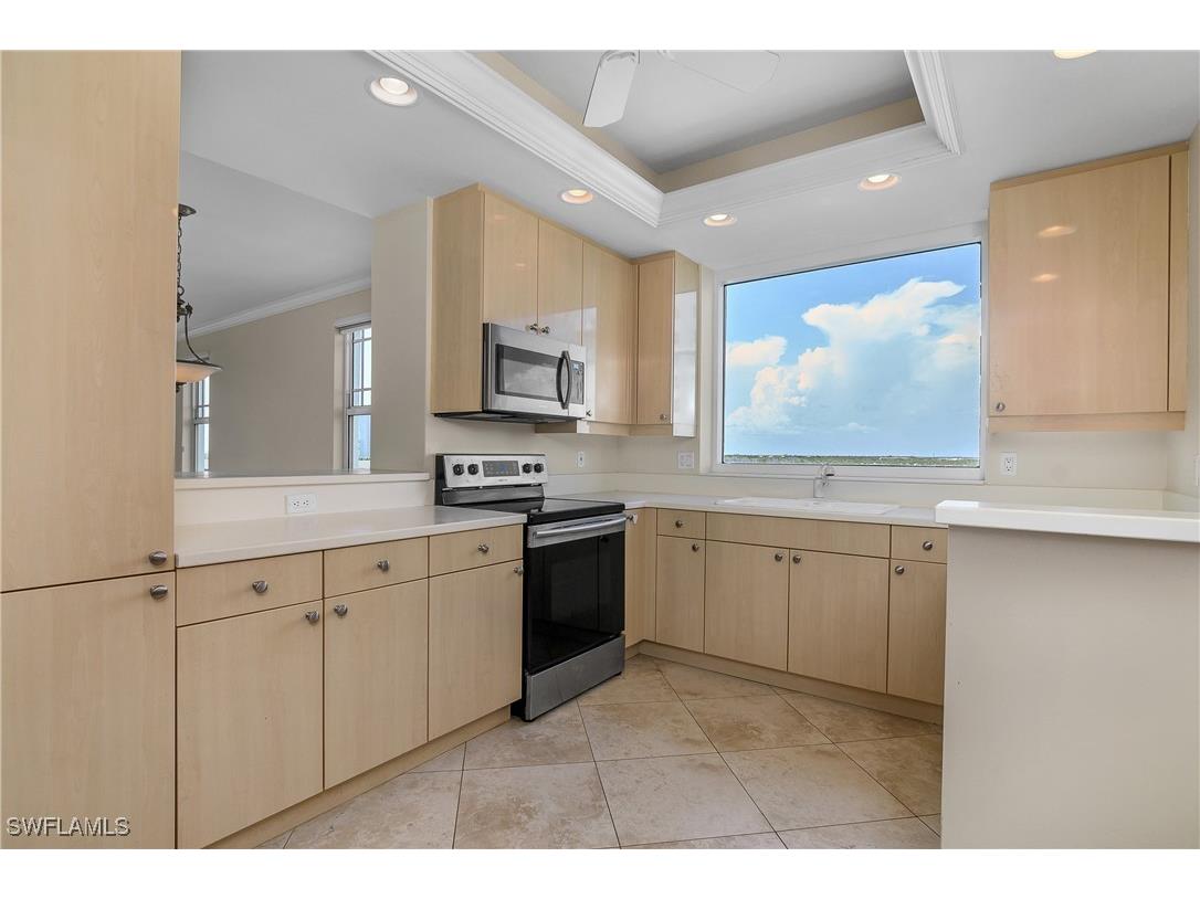 420 Cove Tower Drive #804 Naples FL 34110 225077875 image12