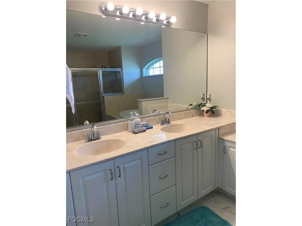 420 NE 15th Terrace Cape Coral FL 33909 2025021122 image15