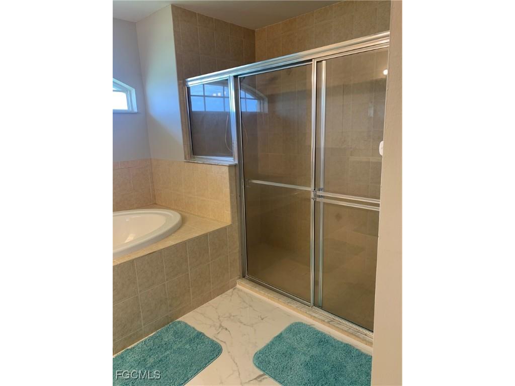 420 NE 15th Terrace Cape Coral FL 33909 2025021122 image17