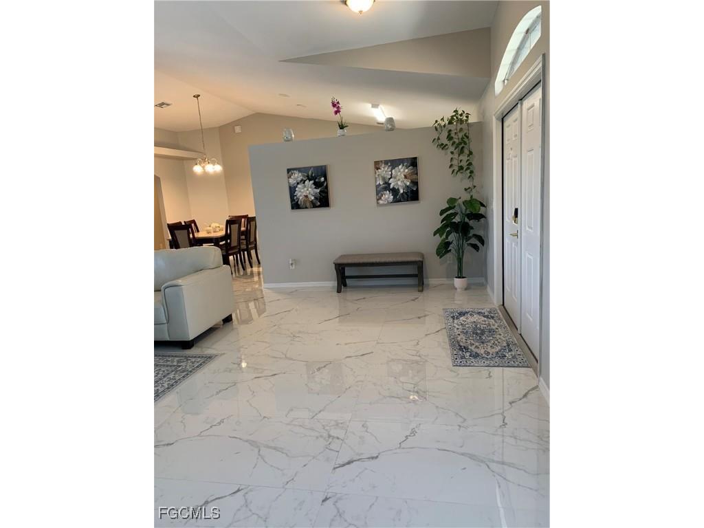 420 NE 15th Terrace Cape Coral FL 33909 2025021122 image5