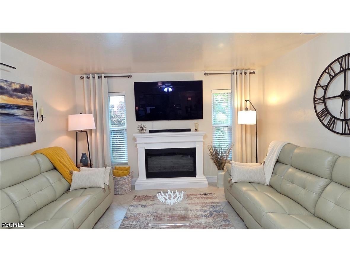 420 NE 9th Street Cape Coral FL 33909 2026023201 image17