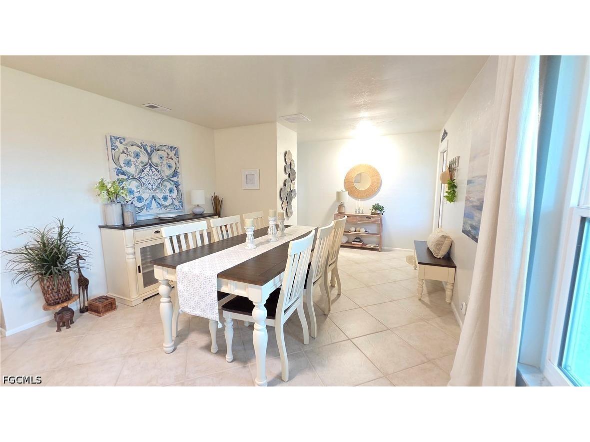 420 NE 9th Street Cape Coral FL 33909 2026023201 image8
