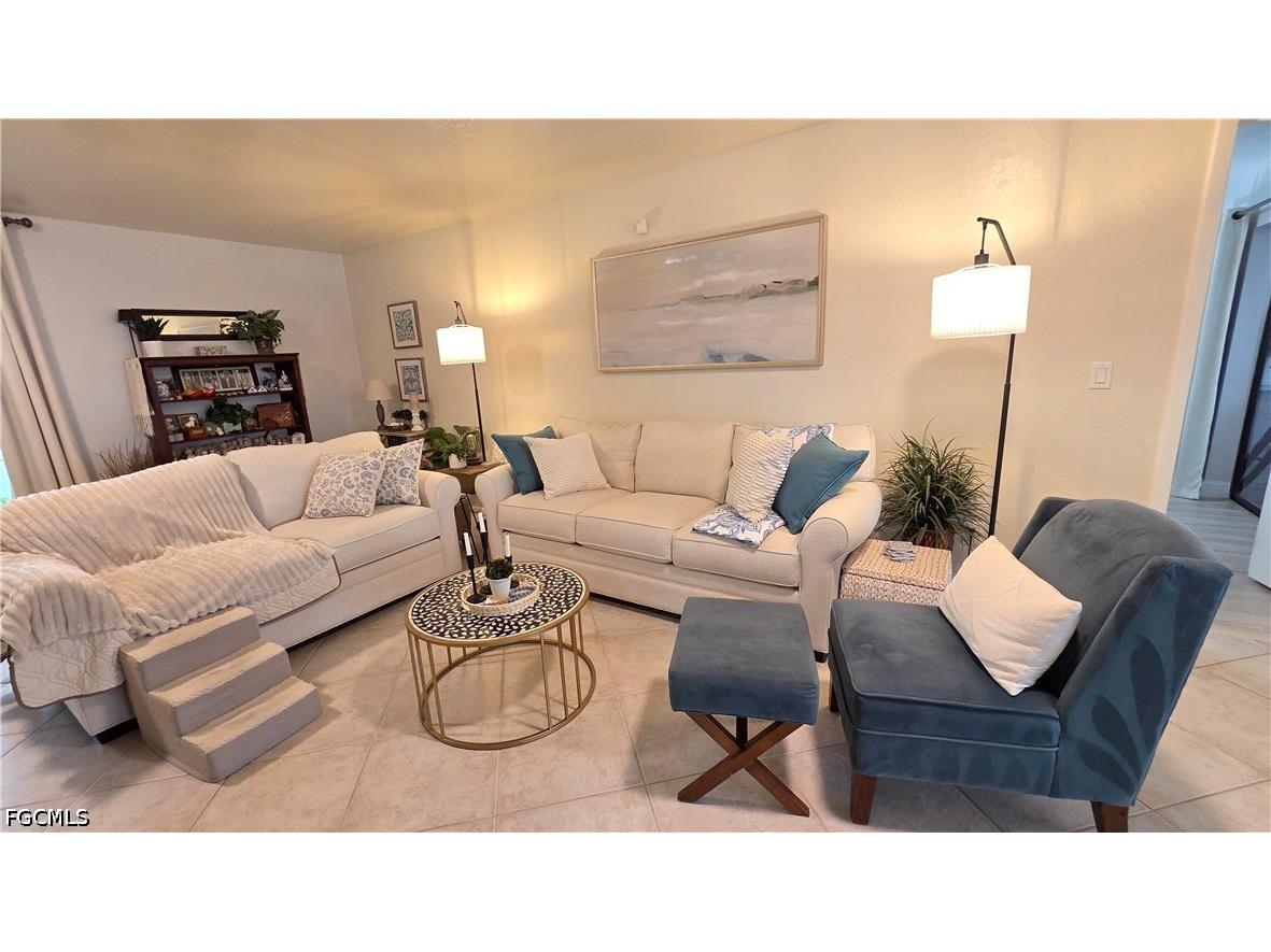 420 NE 9th Street Cape Coral FL 33909 2026023201 image9