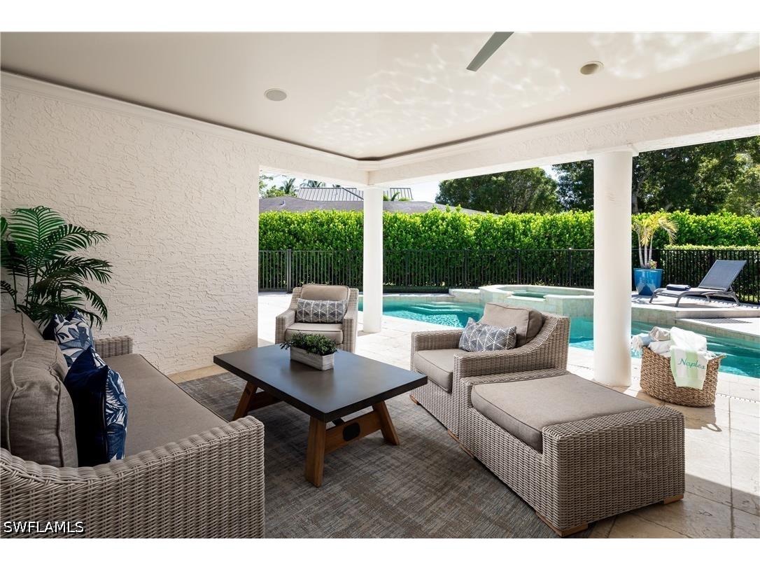 420 Palm Circle E Naples FL 34102 226022366 image12