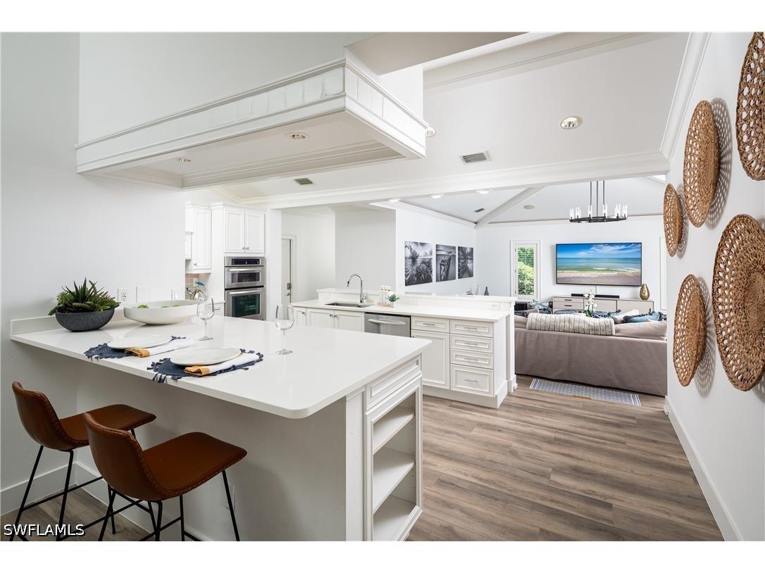 420 Palm Circle E Naples FL 34102 226022366 image3