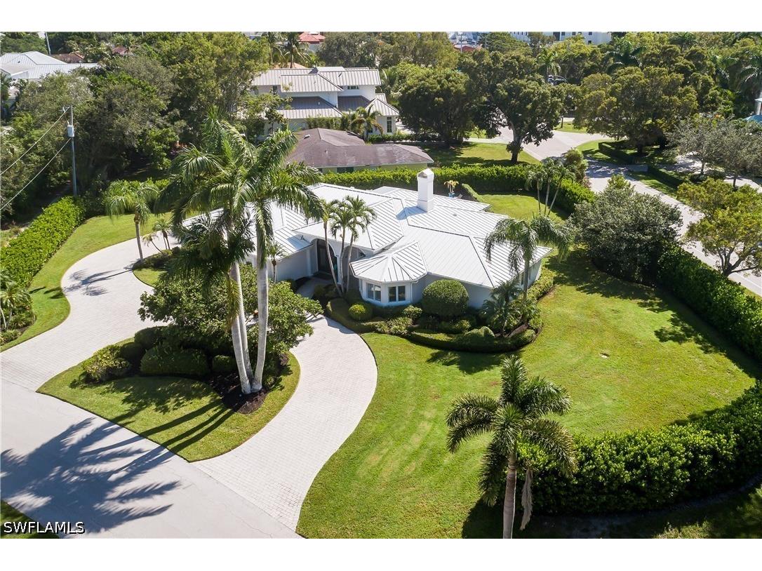420 Palm Circle E Naples FL 34102 226022366 image34