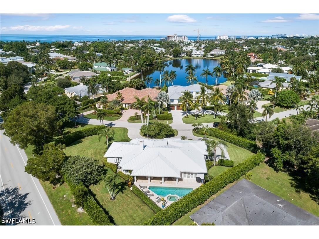 420 Palm Circle E Naples FL 34102 226022366 image40