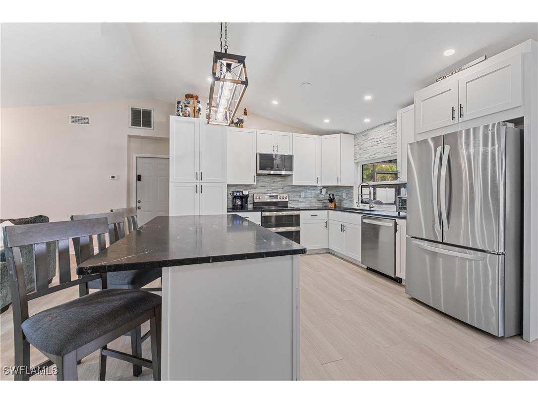 420 SE 10th Avenue Cape Coral FL 33990 225063577 image12