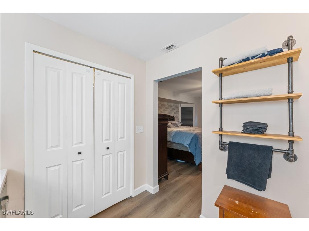 420 SE 10th Avenue Cape Coral FL 33990 225063577 image21