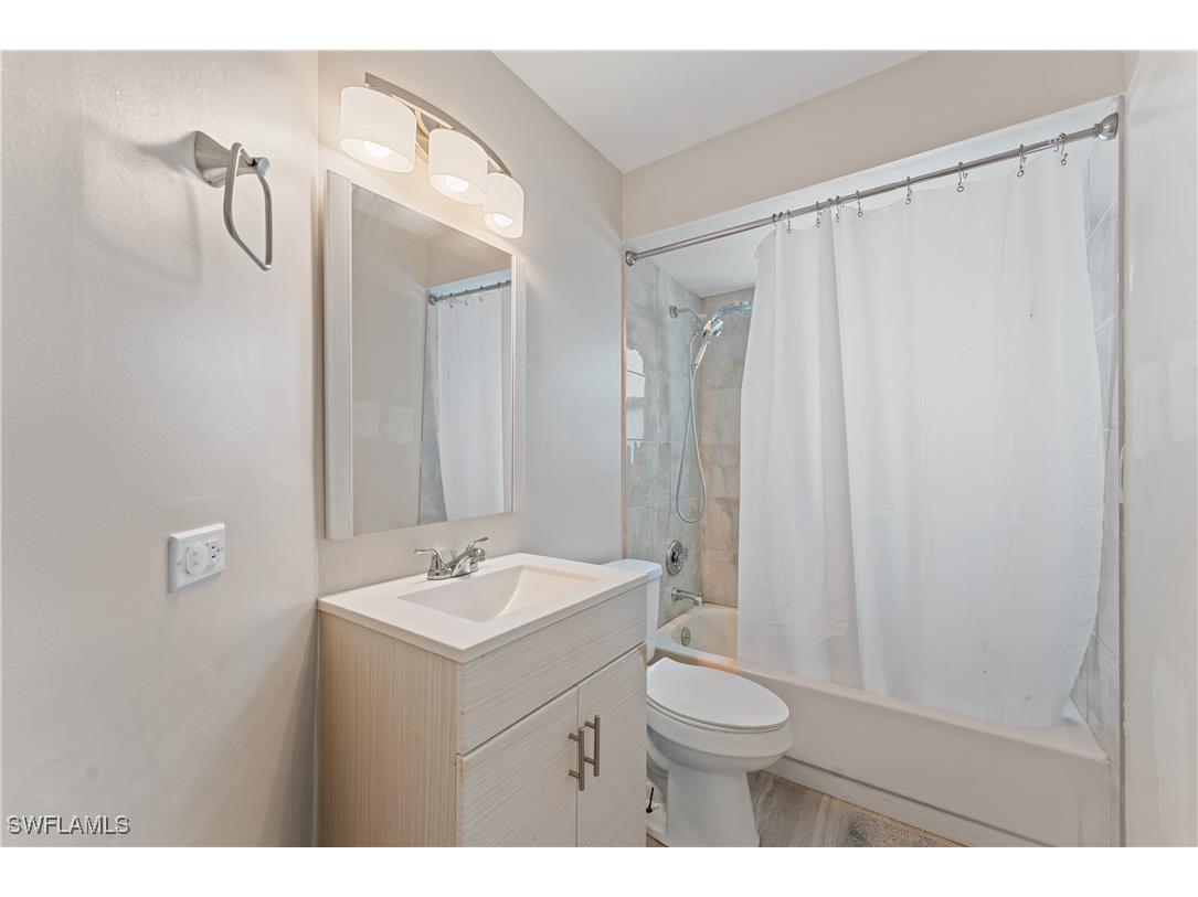 420 SE 10th Avenue Cape Coral FL 33990 225063577 image23