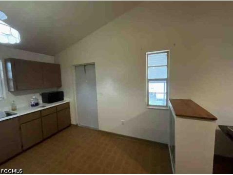 420 SE 1st Street South Bay FL 33493 2025022889 image11