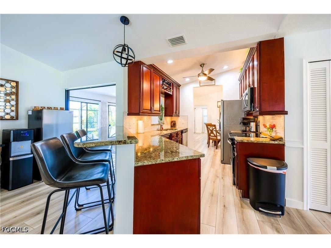 420 SW 37th Street Cape Coral FL 33914 2026017676 image12