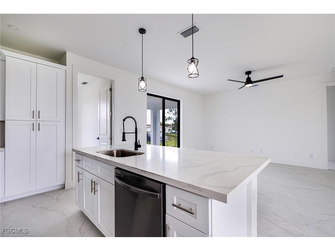 420 Yolanda Street Lehigh Acres FL 33972 2025007436 image13