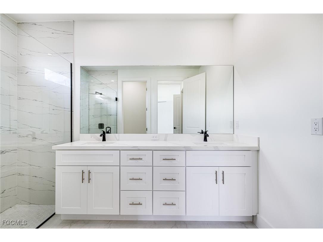 420 Yolanda Street Lehigh Acres FL 33972 2025007436 image20