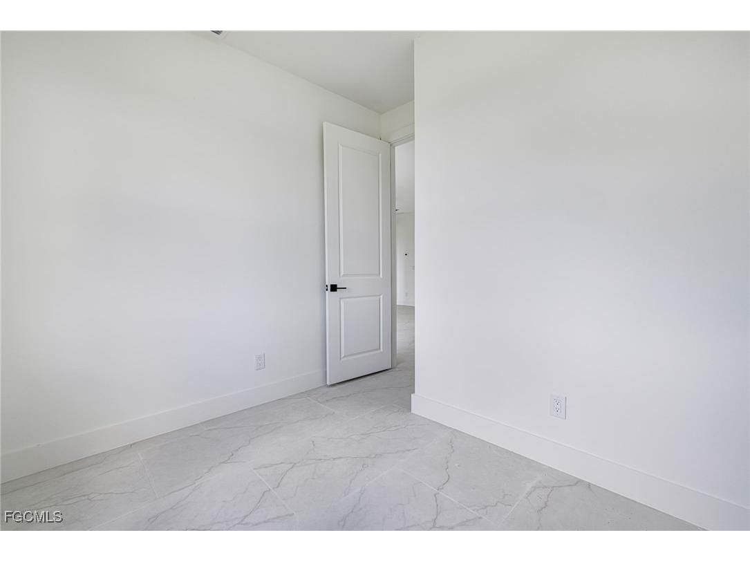 420 Yolanda Street Lehigh Acres FL 33972 2025007436 image23